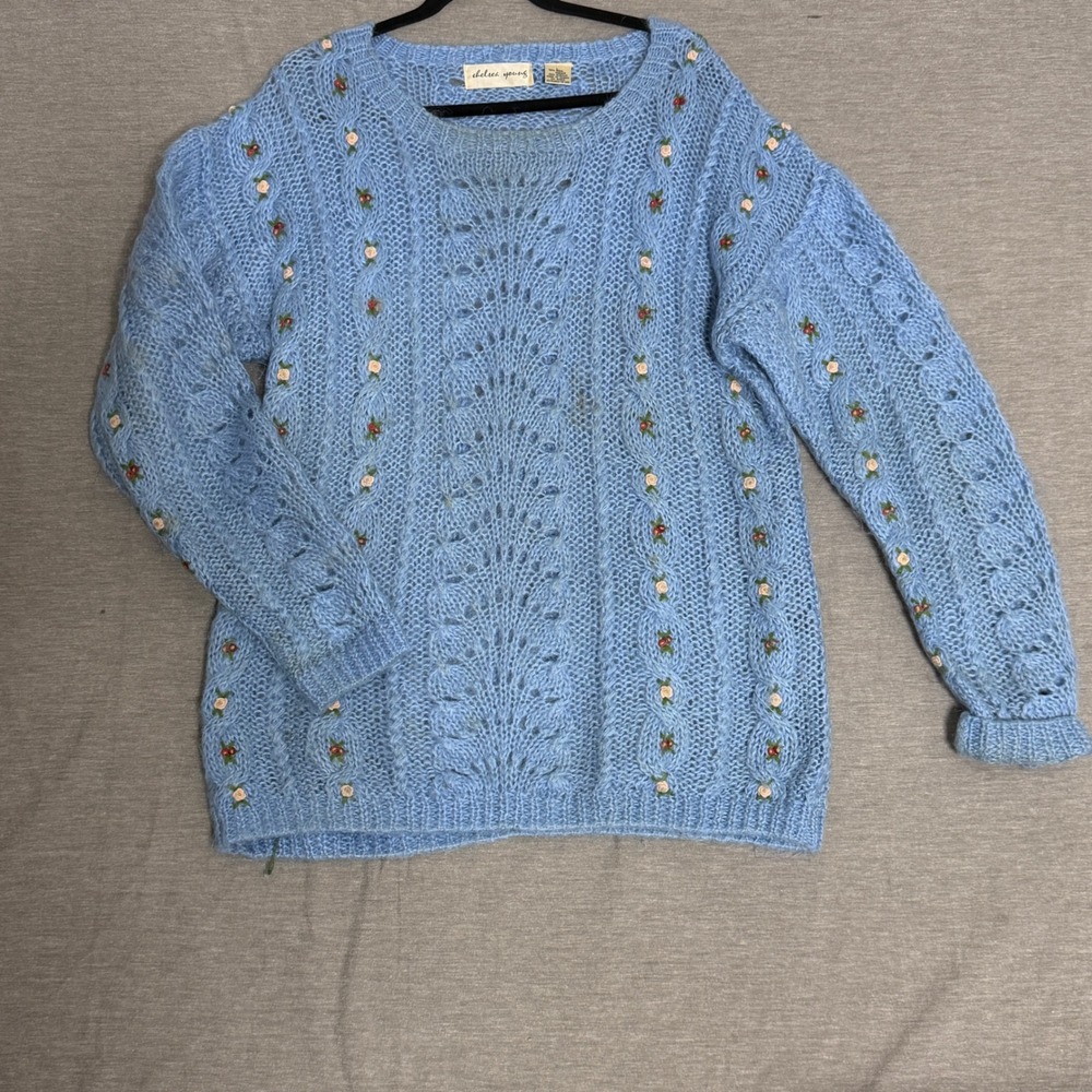 Chelsea Young Blue Cable Knit Embroidered Floral Mohair Wool Sweater L